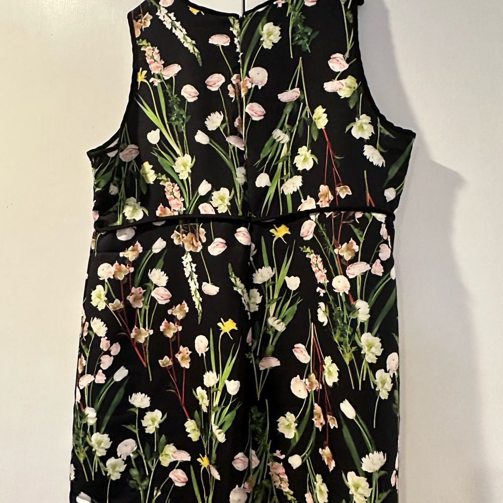 Worn once Victoria Beckham for target. Size 3x